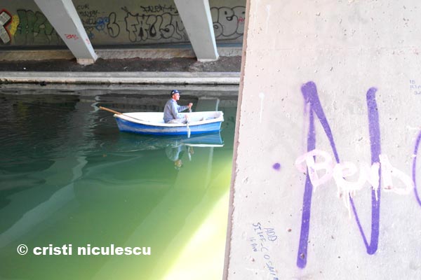 graffiti&boat
